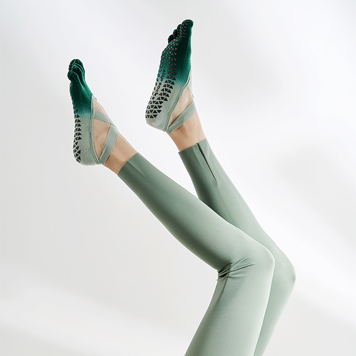 Yoga Socks For Women With Grips Grippy Yoga Socks For Women Men Non-Slip